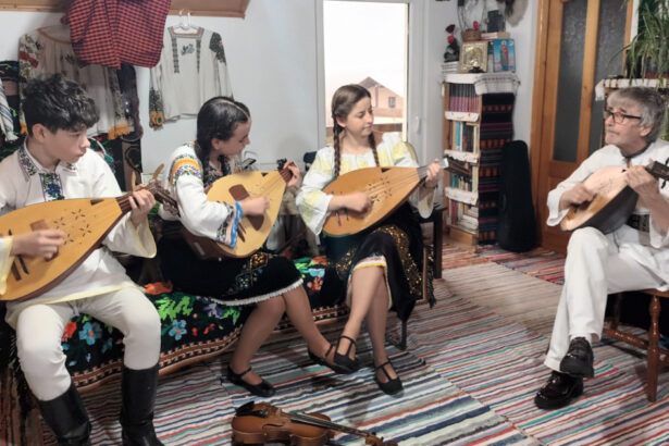 victorie pentru romania si republica moldova cobza devine parte a patrimoniului cultural imaterial unesco 6939935837795