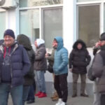 video a doua zi cand autobuzele din constanta nu circula soferii sustin ca nu vor iesi pe traseu pana cand directorul nu demisioneaza 69425dc77027a