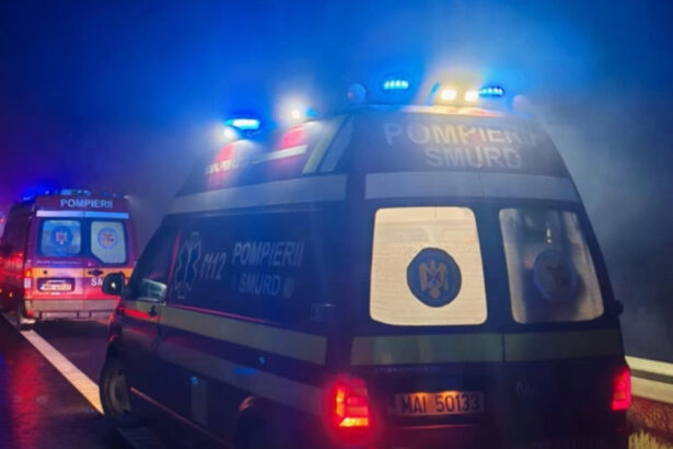 video accident pe a1 in judetul sibiu patru raniti printre care doi copii dupa ciocnirea a doua microbuze 694a432d91e5d