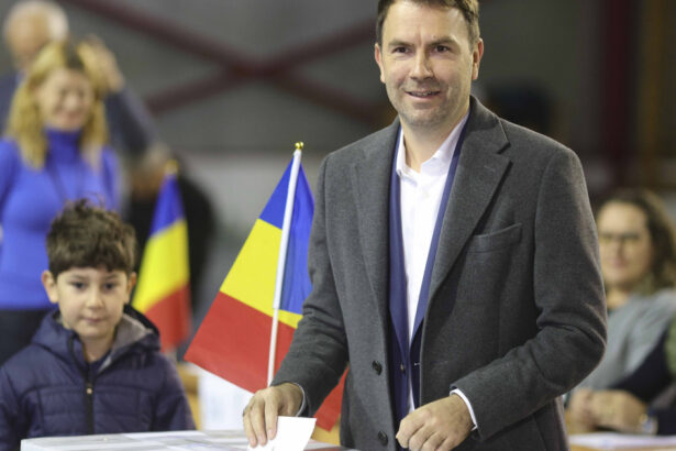 video alegeri bucuresti 2025 candidatul usr catalin drula am votat cu incredere si optimism pentru orasul nostru 6935436fd7560