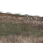 video alunecari de teren pe drumul expres craiova pitesti dupa valul de ploi pamantul a luat o la vale in mai multe zone 6936a7e8d053b