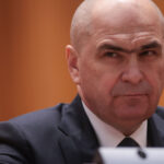 video bolojan catre semnatarii motiunii criticati guvernul oricat dar mi se pare cu adevarat periculos cum va raportati la apararea tarii 694021751e317