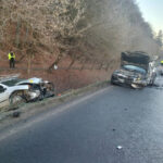 video carambol cu doua masini si un camion in harghita cinci persoane ranite intre care si un copil circulatia este blocata 6941169b46376