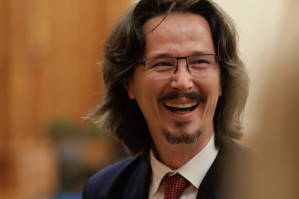 video cristi danilet castiga la cedo impotriva romaniei de ce a dat statul in judecata fostul magistrat este pensionat de un an 693ff2b354358