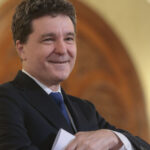 video cum poate fi suspendat presedintele nicusor dan opozitia strange semnaturi ne e greu avand in vedere ruptura din sos si pot 694a973140072