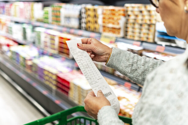 video de sarbatori romanii nu prea se uita la bani cat ajunge sa cheltuie in medie o familie in luna decembrie cumperi ce iti permiti 693fcd0b50a78