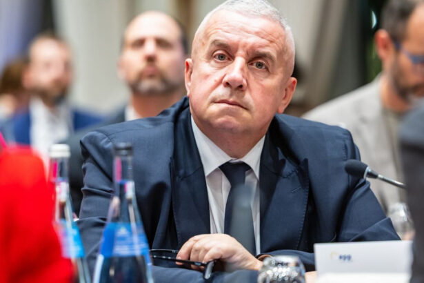 video eurodeputatul pnl daniel buda dupa amenintarile psd cu iesirea de la guvernare un gest de lasitate sa se maturizeze 6942a03778095