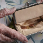 video fara imprumuturi nu se poate sarbatori pe datorie pentru mii de romani cum arata masa de craciun pe caiet 693bbb5e683d9