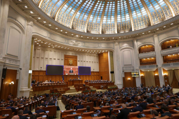 video guvernul isi asuma astazi raspunderea pe legea privind pensiile magistratilor forma finala a proiectului adoptata fara amendamente 692ec85a73a40