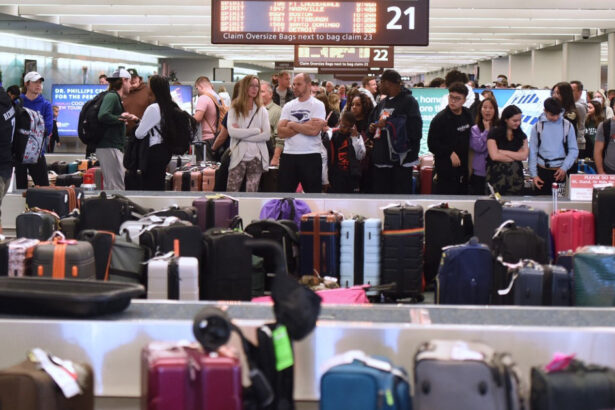 video haos pe aeroporturile europene val de greve in prag de sarbatori patru ore de blocaj miercuri in italia 100 de zboruri anulate 69416742e7a01
