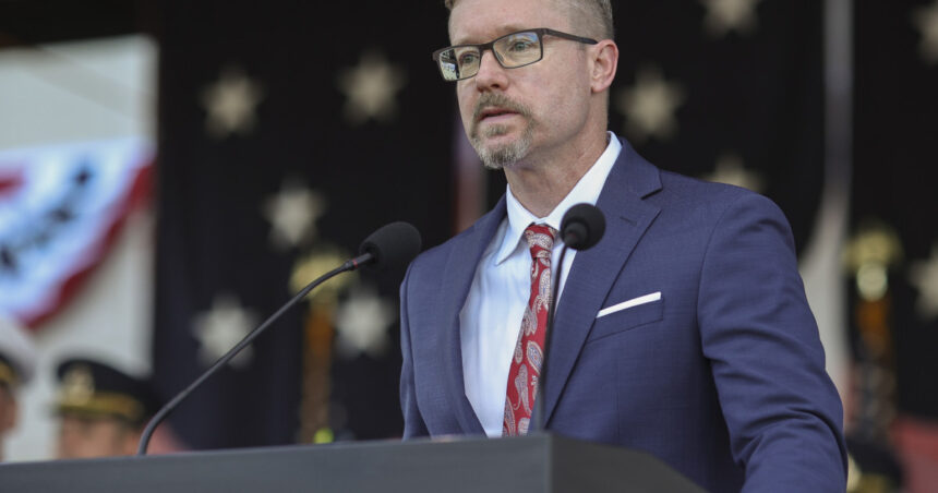 video mesajul reprezentantilor sua in romania de craciun privind inapoi la anul care a trecut avem multe sa sarbatorim 694bacddbf24d