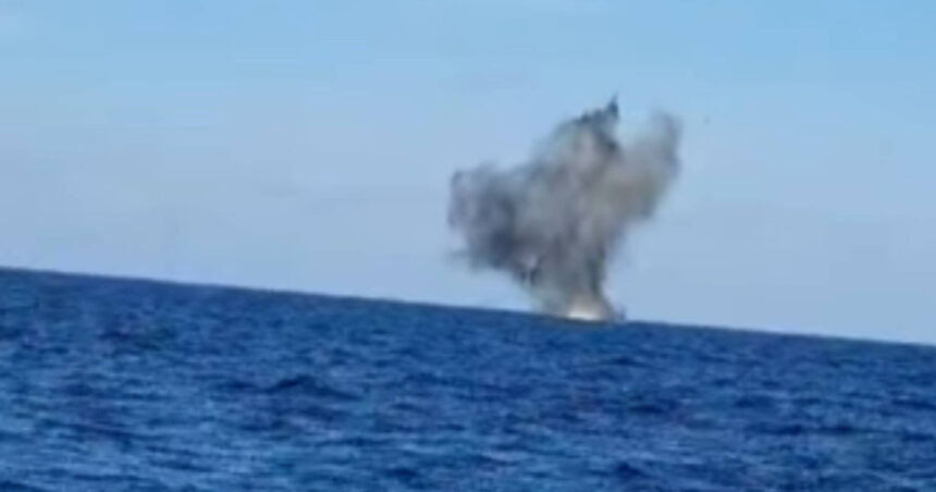 video o drona maritima a fost neutralizata de scafandrii militari in marea neagra mapn a fost distrusa prin detonare controlata 69304af683c6e