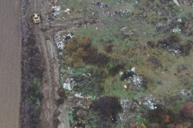 video primarie din bihor prinsa in premiera de drona garzii de mediu cum ingropa ilegal deseuri a fost amendata cu 70 000 de lei 693d6132b4518