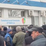 video protest spontan la constanta autobuzele ct bus n au iesit pe traseu marti dimineata ce reclama soferii 6941130518b65