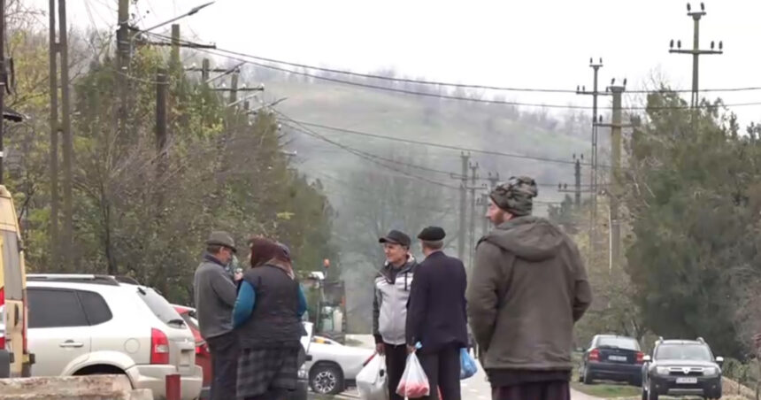 video scandal intr o comuna unde au fost organizate alegeri de trei ori in 2 ani oamenii sunt revoltati si refuza sa mai mearga la vot 69423a2f5bd65