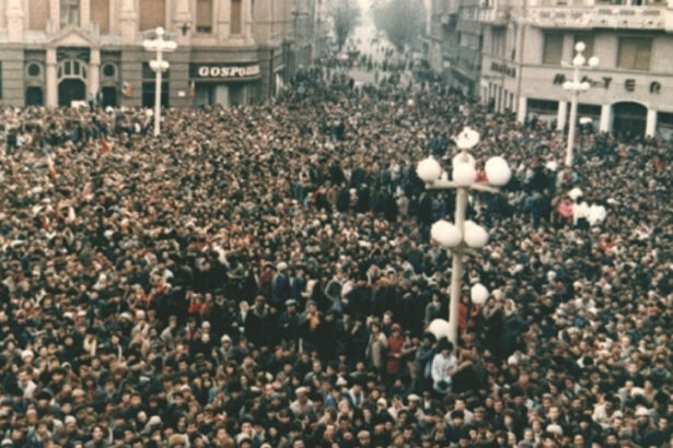 video sunetul libertatii suna din nou in timisoara la 36 de ani de la revolutie sirenele au pornit in memoria victimelor din 1989 69469f596680c
