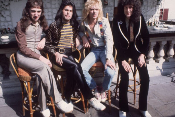 video surpriza pentru fanii queen o melodie necunoscuta cu vocea lui freddie mercury facuta publica de brian may 694a50d579f9c