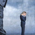 violenta la munca reglementata mai strict firmele au 90 de zile sa si adapteze procedurile altfel risca amenzi de pana la 7 000 lei 693acc345f7e7