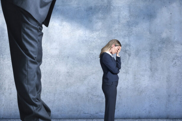 violenta la munca reglementata mai strict firmele au 90 de zile sa si adapteze procedurile altfel risca amenzi de pana la 7 000 lei 693acc345f7e7