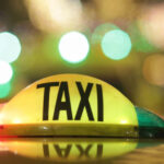 zeci de autorizatii de taxi si atestate profesionale retrase de politia transporturi dupa actiuni in zona aeroporturilor 695151c9634f9