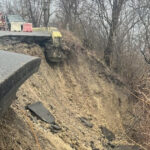 alerta in campina soseaua surpata dupa alunecarea de teren s a prabusit trafic complet blocat 6979c6d356cf3