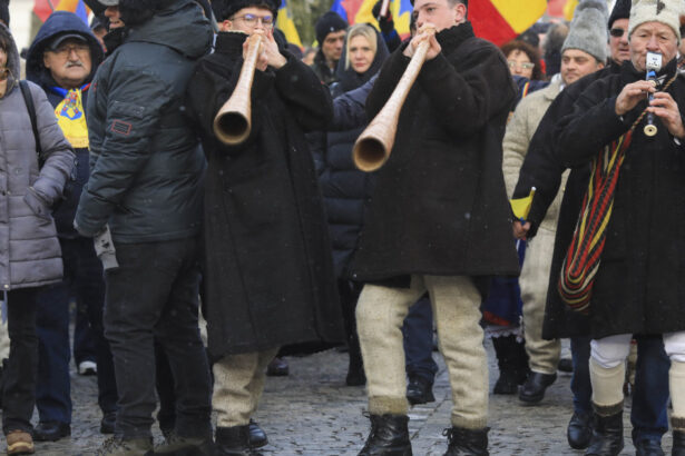 amenzi totale in valoare de 38 000 de lei dupa mitingurile de la iasi si focsani de ziua unirii 697649dcb9f8a