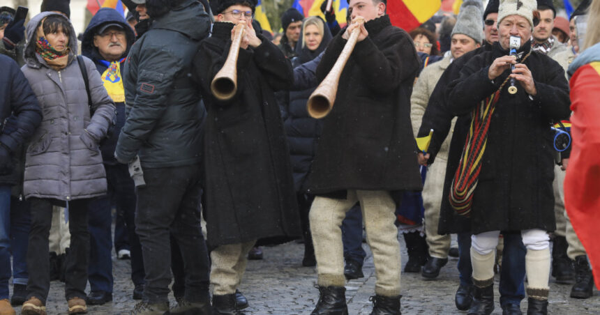 amenzi totale in valoare de 38 000 de lei dupa mitingurile de la iasi si focsani de ziua unirii 697649dcb9f8a