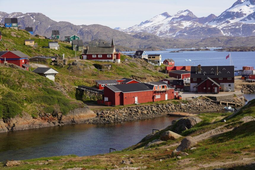 de ce nu poate fi cumparata groenlanda si cum a ajuns cea mai mare insula a lumii in centrul celei mai periculoase crize din nato 697245d59e6bd