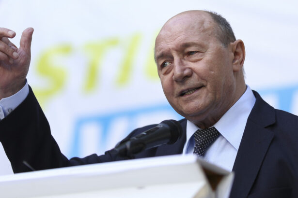 exclusiv basescu avertizeaza numirea sefilor sri si sie va fi foarte grea pentru nicusor dan 696d0bde4d7b7