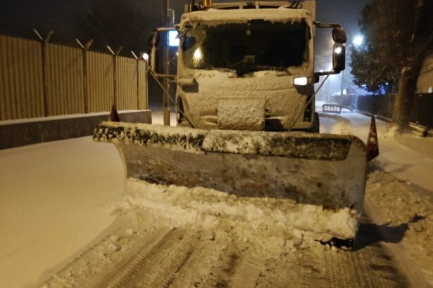 foto video constanta sub cod galben de vreme severa echipele de interventie permanent pe teren iata ce recomandari face primaria constanta 69635c3cace1e