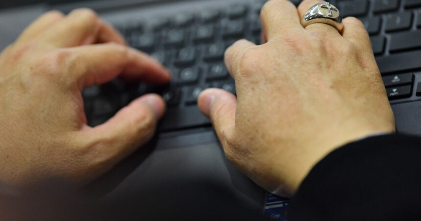 franta un roman a fost condamnat la paris la 4 ani de inchisoare cu executare pentru atacuri informatice care este prejudiciul 6973aa90262c9