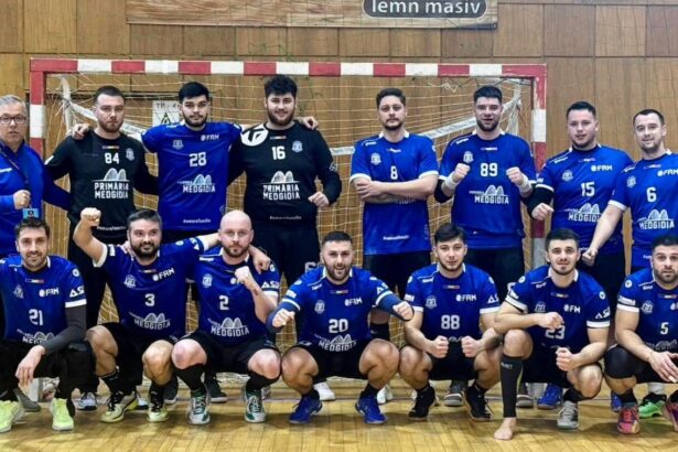 handbalistii de la cs medgidia au inceput anul cu un succes la craiova 696bfdd40326e