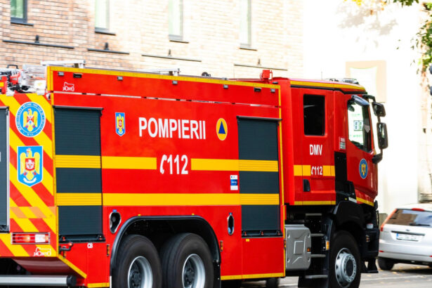 incendiu puternic la mai multe case in bucuresti pompierii au evacuat locatarii 6974caa70eb5c