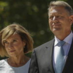 klaus iohannis scapa de sechestrul asupra bunurilor familiei cererea anaf in cazul datoriilor la stat a fost respinsa 6972326343894