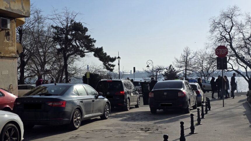 la ora 15 00 se judeca cererea de suspendare a hcl pentru taxa de 200 de lei proprietarii de masini din constanta afaceristi si companii private cu ochii pe tribunal 697215113787c