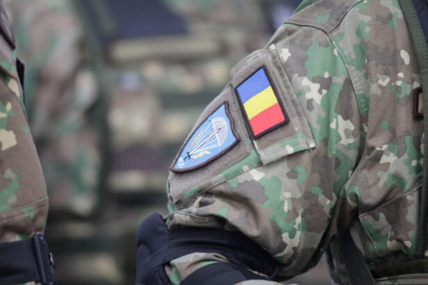 mihai fifor fost ministru psd al apararii a afirma ca militarii se pensioneaza la 48 de ani e o minciuna propagandistica 69664dab67de2