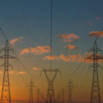 ministerul energiei peste 17 000 de consumatori sunt inca fara curent electric ploaia inghetata ar putea ingreuna interventiile 695b46a0edb01