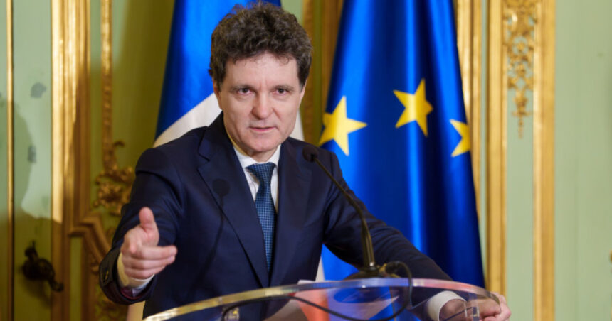 nicusor dan despre decizia ce de a aproba aplicatia romaniei pentru safe o oportunitate strategica la ce vor fi folositi banii 696a066b29ea0