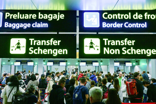 noile controale ue la frontiera afecteaza calatorii din sua si marea britanie aeroporturile avertizeaza asupra intarzierilor 6964bce755302