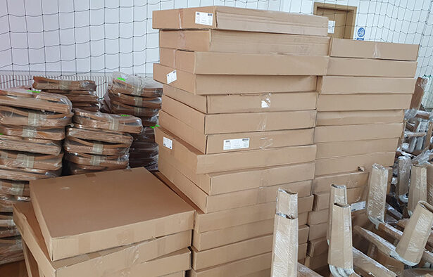 o colaboratoare mai veche a primariei castelu va furniza si dotarile didactice ale laboratoarelor pentru scoala din comuna cati bani cheltuieste autoritatea locala 69576291597e4