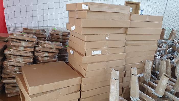 o colaboratoare mai veche a primariei castelu va furniza si dotarile didactice ale laboratoarelor pentru scoala din comuna cati bani cheltuieste autoritatea locala 69576291597e4