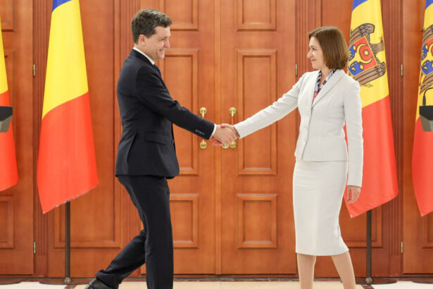 prima reactie a lui nicusor dan la declaratia maiei sandu privind un referendum pentru unire 697332d485e5f