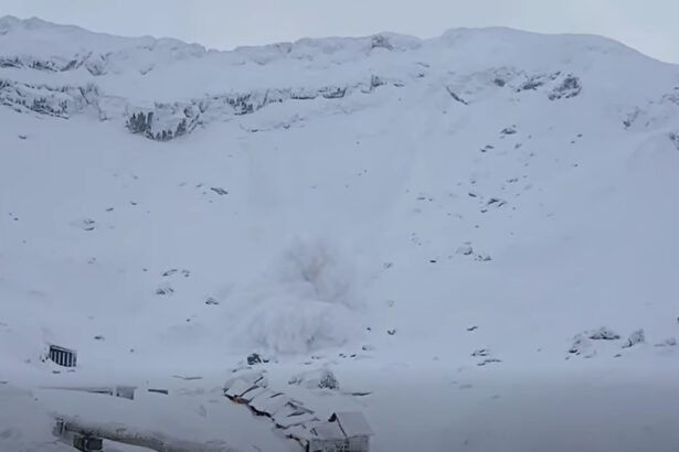risc mare de avalanse in masivele fagaras bucegi tarcu si godeanu 695ed8ae1aa7e