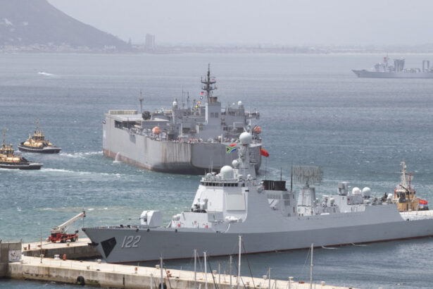 rusia s a alaturat navelor de razboi chineze si iraniene pentru exercitii militare in largul africii de sud 6961669991dbb