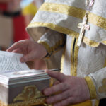 sfantul ioan botezatorul 2026 traditii de 7 ianuarie care aduc protectie si binecuvantare in casa explicate de preot 695df7adcd4d4