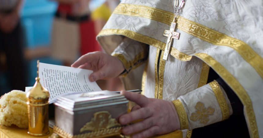 sfantul ioan botezatorul 2026 traditii de 7 ianuarie care aduc protectie si binecuvantare in casa explicate de preot 695df7adcd4d4