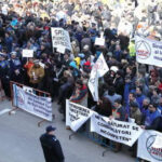 sindicatele critica dur decizia guvernului de a nu mai plati prima zi de concediu medical o limitare a dreptului la protectie sociala 69559e2ee3e30