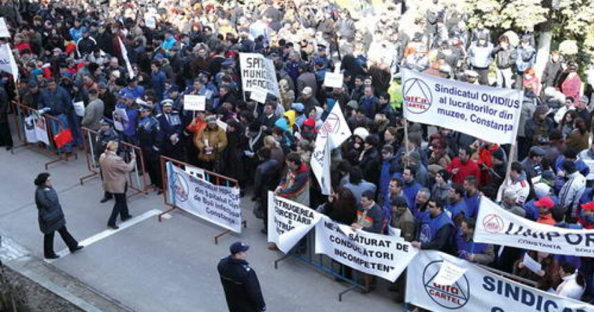 sindicatele critica dur decizia guvernului de a nu mai plati prima zi de concediu medical o limitare a dreptului la protectie sociala 69559e2ee3e30