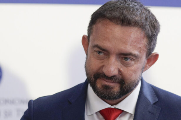 tarom va avea un nou director general interimar din 15 ianuarie cine este bogdan costas 69676a6ec7199