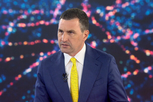 vicepremierul tanczos barna invitat in studioul digi24 696e2c1f0379d